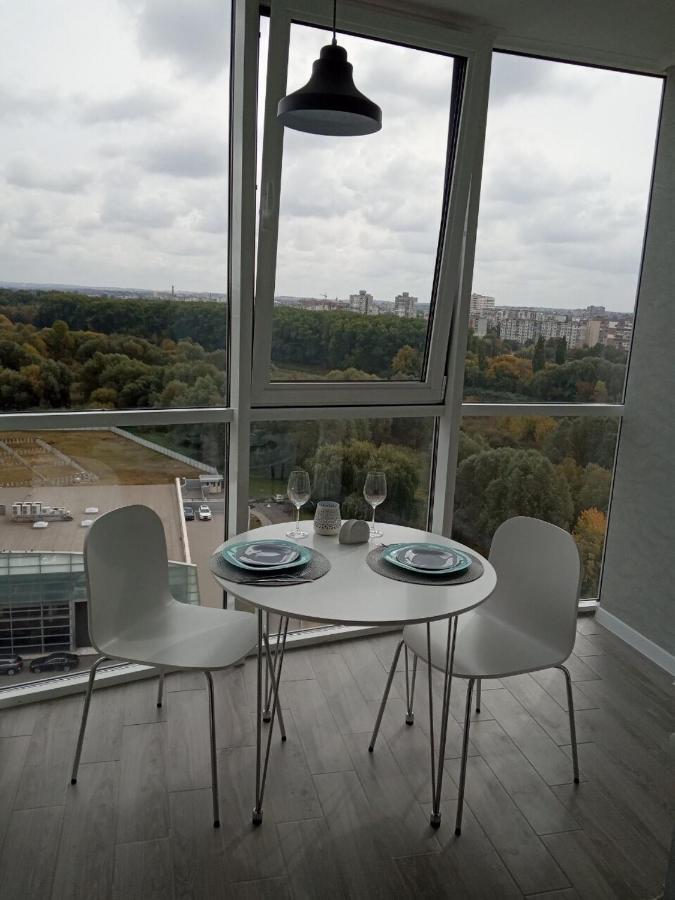 Люкс Апартаменты «Над Бугом» Khmelnytskyi Exterior photo